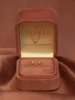 YLVA LI Pave Heart Diamond Örhängen – Gold 8651